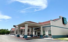 Quality Inn & Suites Greenville I-65